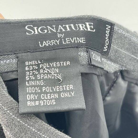 Signature By Larry Levine Womens Pinstripe Skirt Lined Stretch Gray Size 20W NWT - Picture 6 of 8